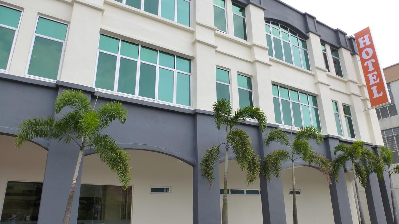 Hotel Uptown Subang Airport Shah Alam Exterior foto